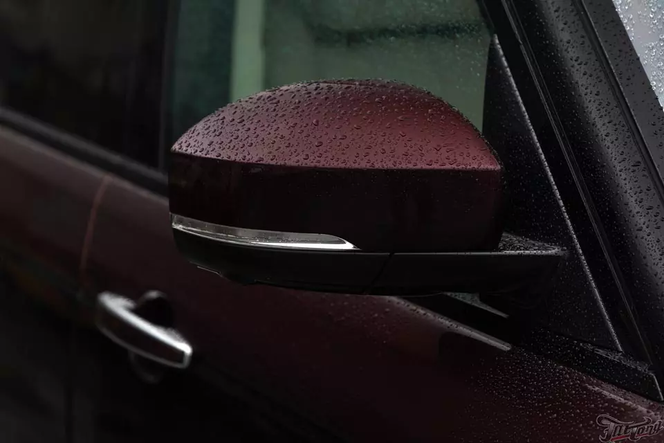Range Rover. Окрас кузова в два цвета. Окрас дисков с проточкой!